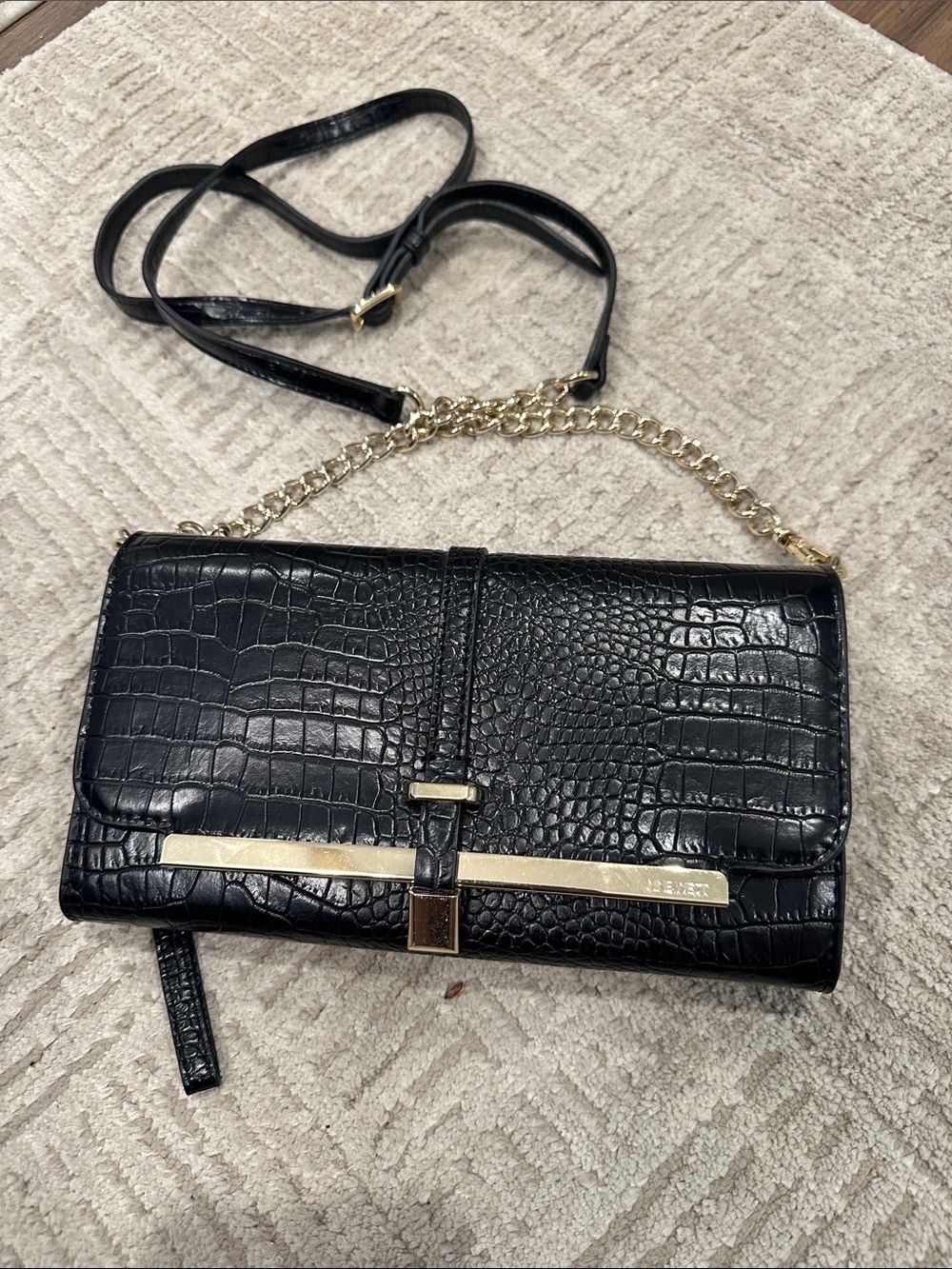 Nine West Cross Body Wallet Great Condition (Sku 39)